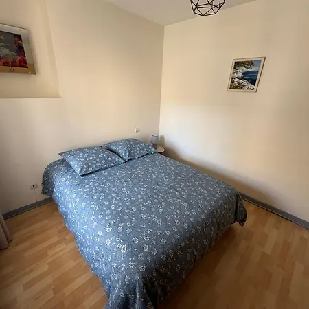 Cozy A * Evron