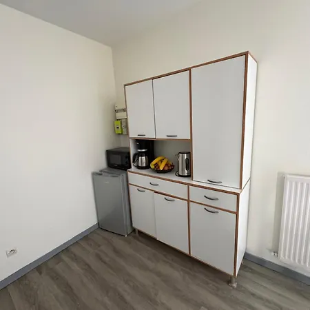 Cozy A Apartment Evron